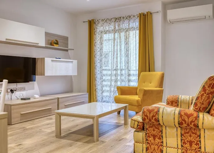 Modern 2 Bedroom In The Heart Of Апартаменты *