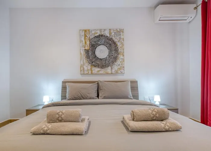 Modern 2 Bedroom In The Heart Of Апартаменты *