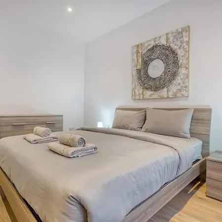Modern 2 Bedroom In The Heart Of Sliema