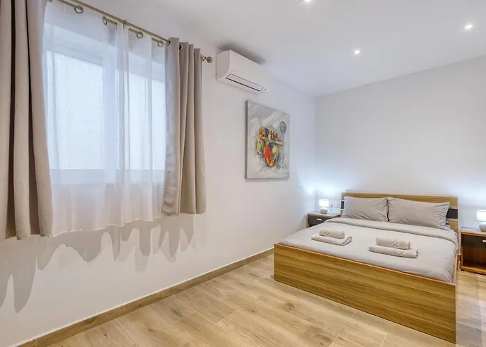 Modern 2 Bedroom In The Heart Of Apartament Sliema