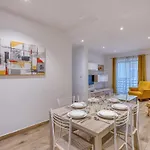 Modern 2 Bedroom In The Heart Of Apartment